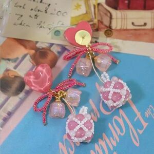 🌻5/$25🌻 Summer Love Heart Bow Cat Eye Stone Earrings